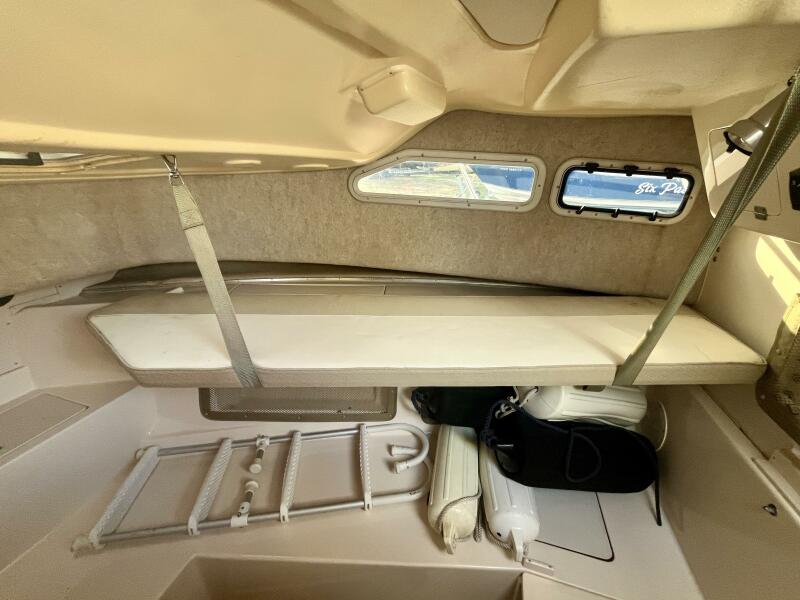 23' 2004 Grady-White 