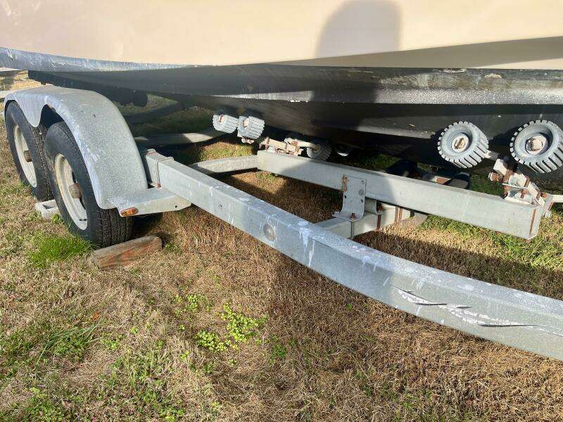 23ft Grady White Yacht For Sale