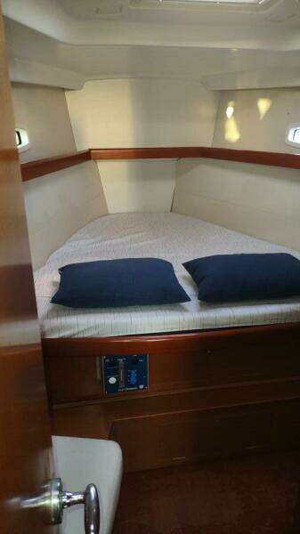 Tiffany Nicole 43ft Beneteau Yacht For Sale