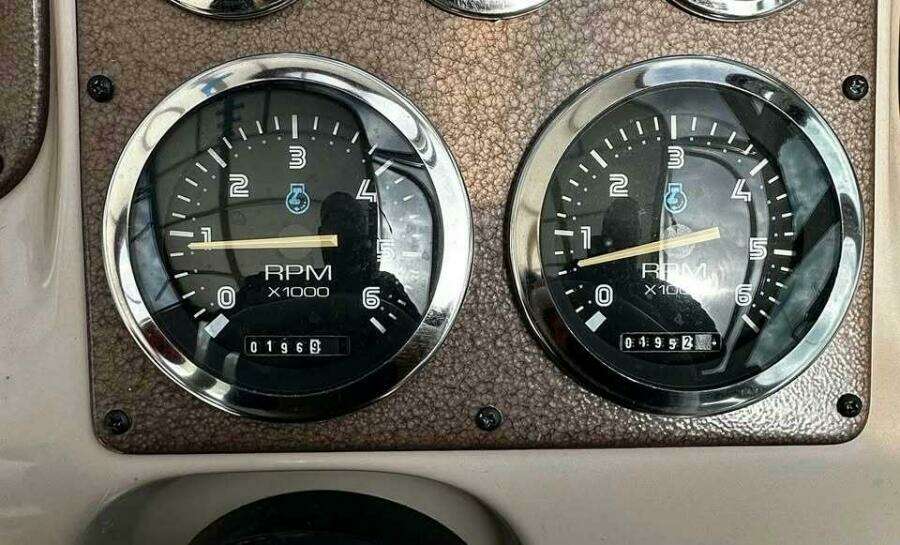 Dorisea 32ft Chaparral Yacht For Sale