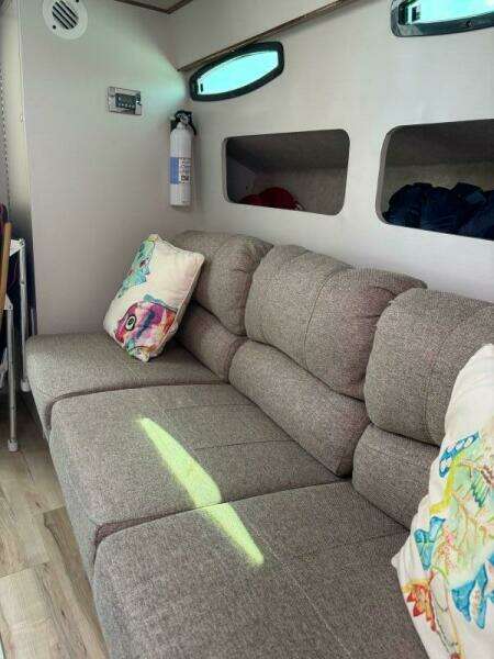 28ft Chris Craft Yacht For Sale