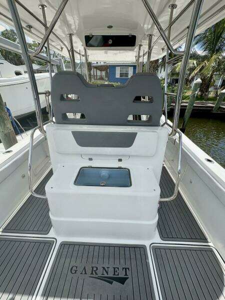 30ft Garnet Offshore Yacht For Sale