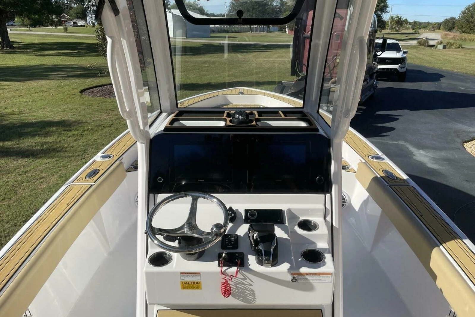 2023 Sportsman Masters 267 Bay Boat