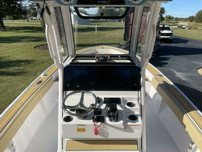 27ft Sportsman Yacht For Sale