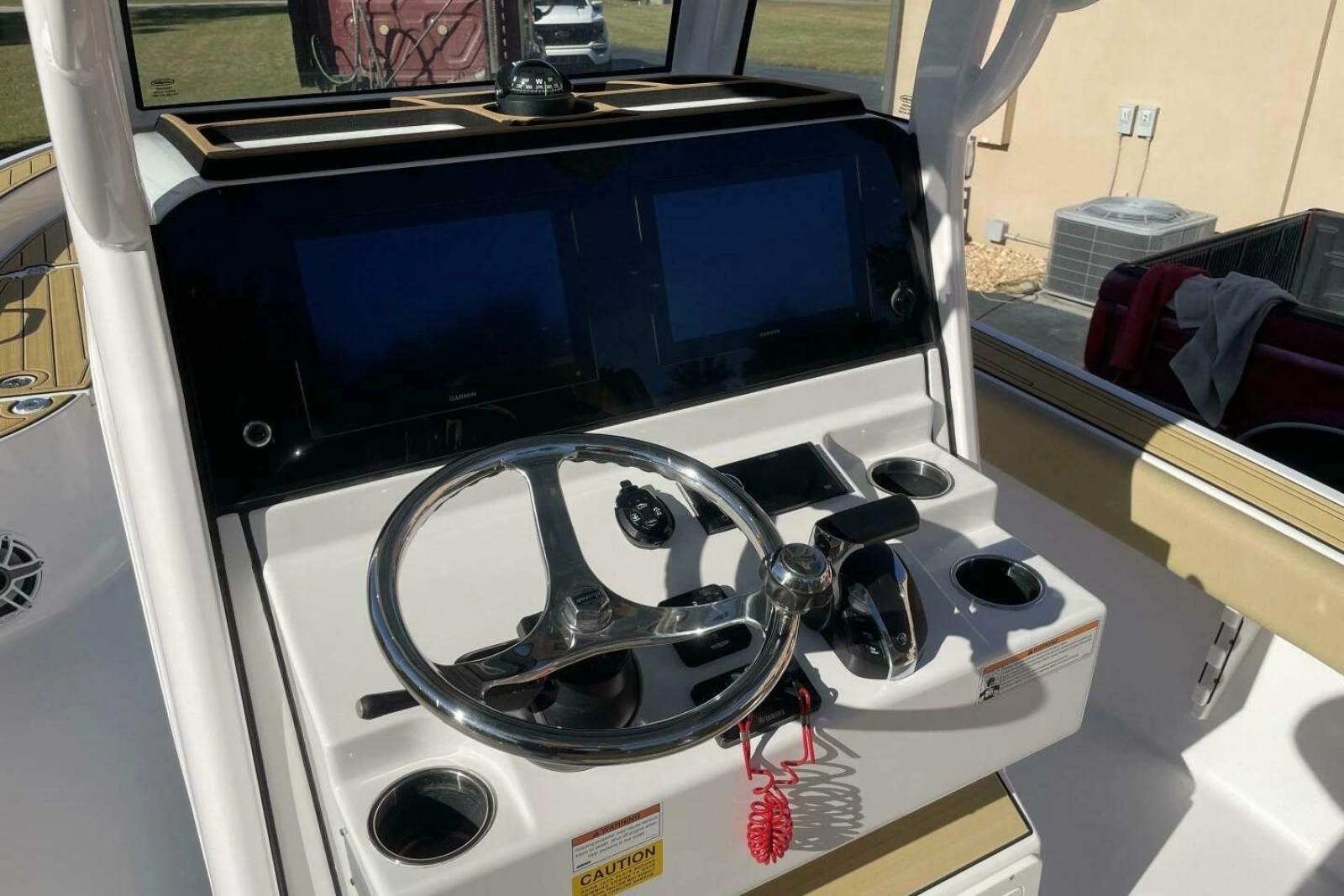 2023 Sportsman Masters 267 Bay Boat
