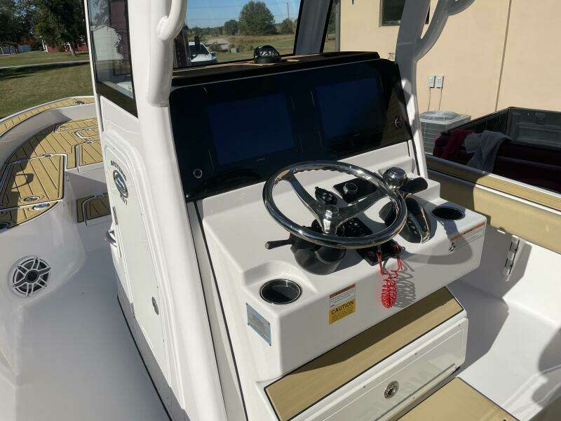 27ft Sportsman Yacht For Sale