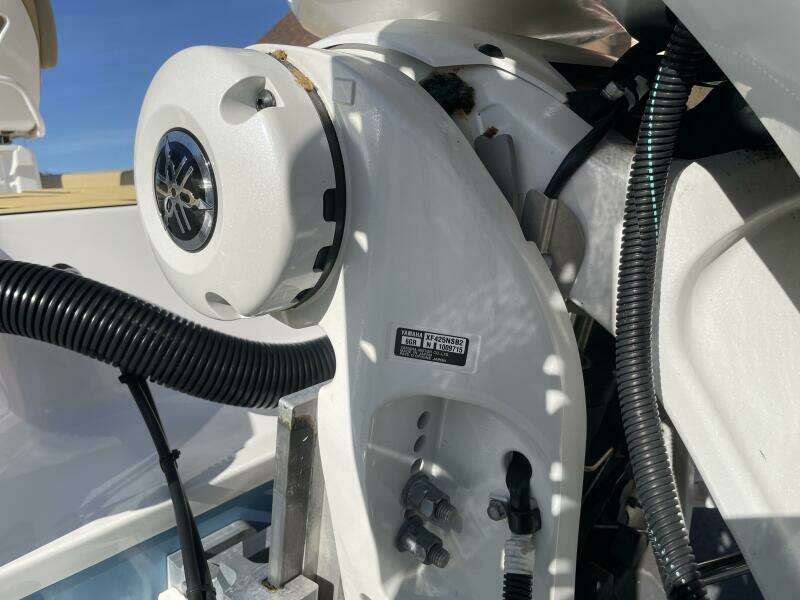 27ft Sportsman Yacht For Sale