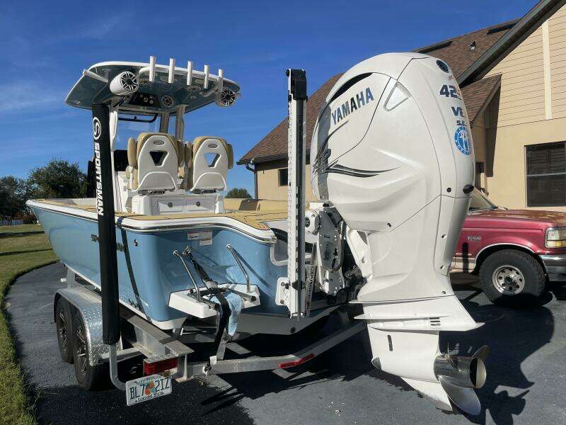 27ft Sportsman Yacht For Sale