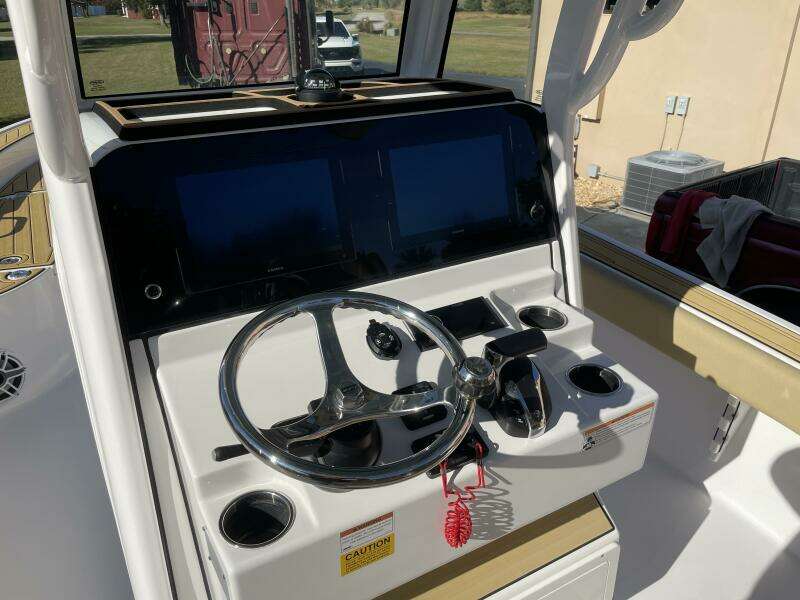 27ft Sportsman Yacht For Sale