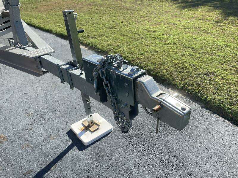 27ft Sportsman Yacht For Sale