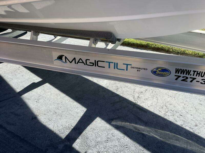 27ft Sportsman Yacht For Sale