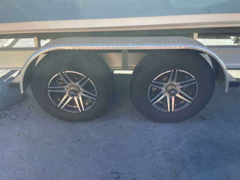 27ft Sportsman Yacht For Sale