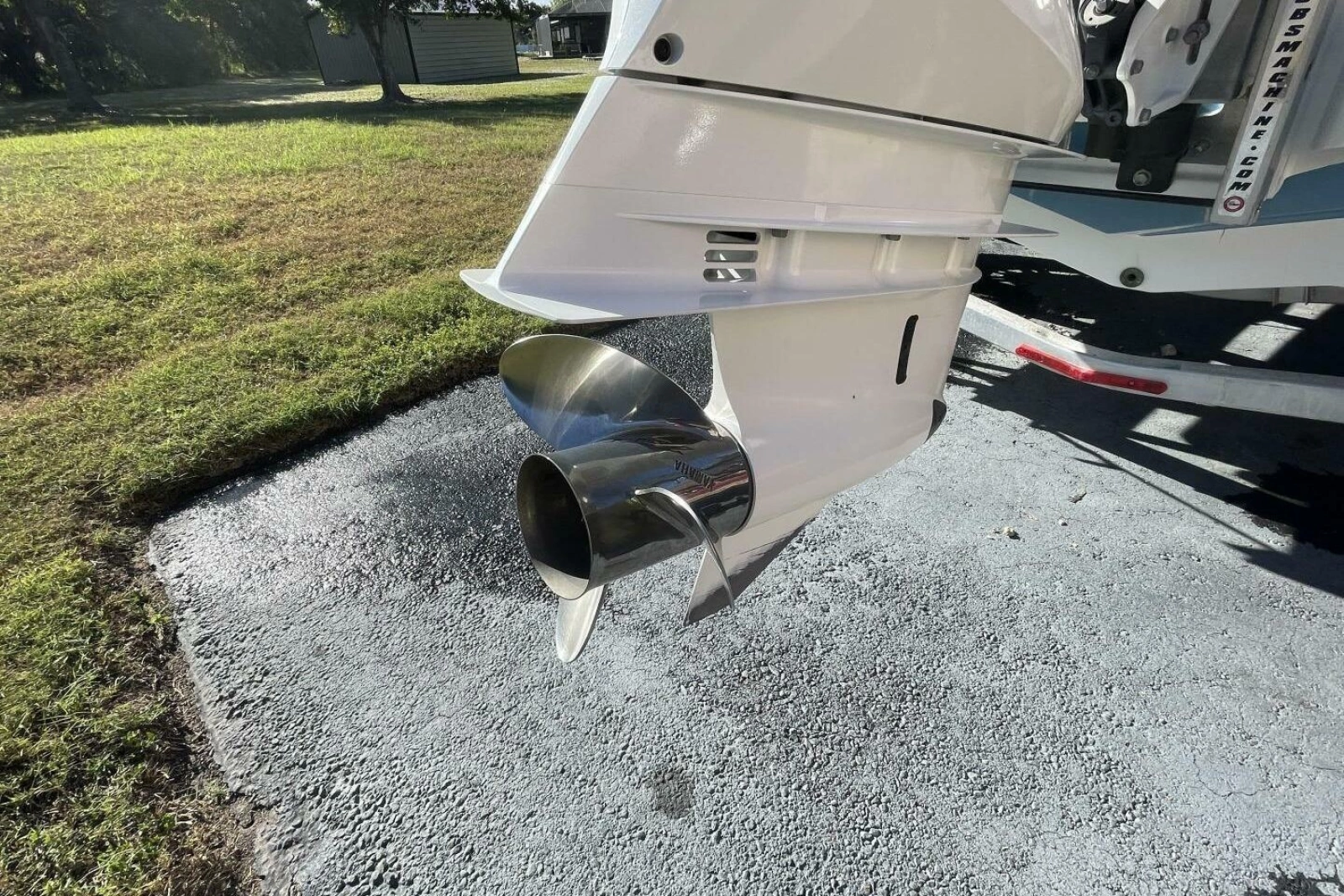 2023 Sportsman Masters 267 Bay Boat