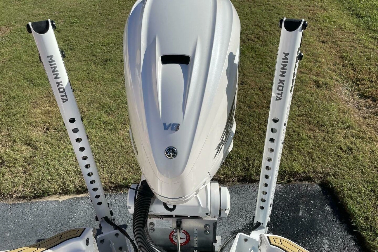 2023 Sportsman Masters 267 Bay Boat