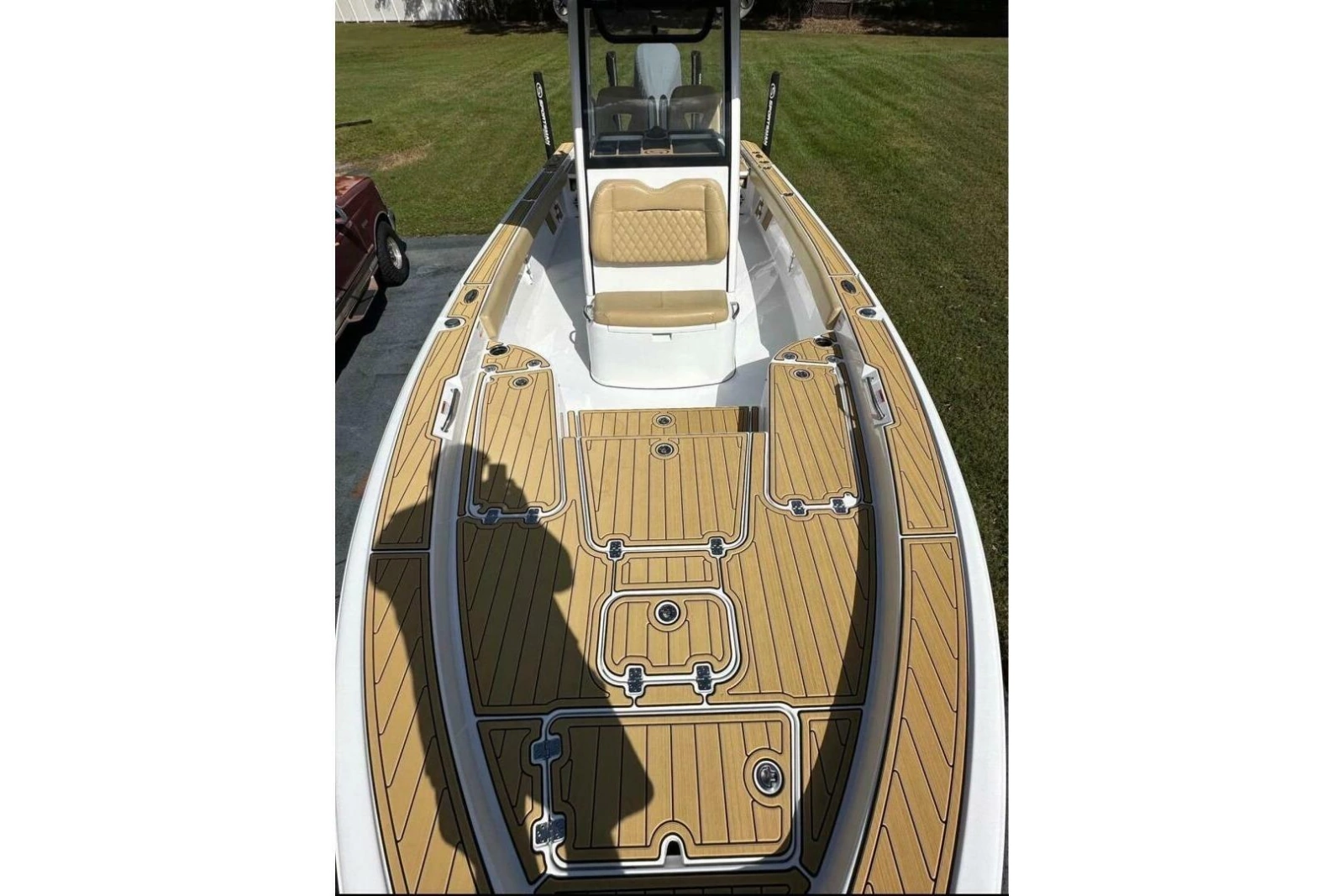 2023 Sportsman Masters 267 Bay Boat