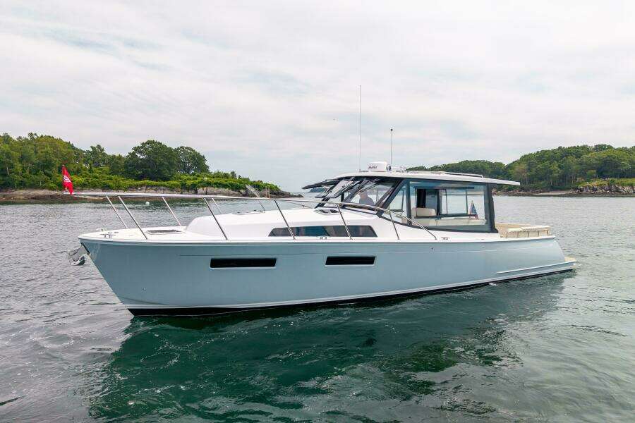 42ft MJM Yacht For Sale