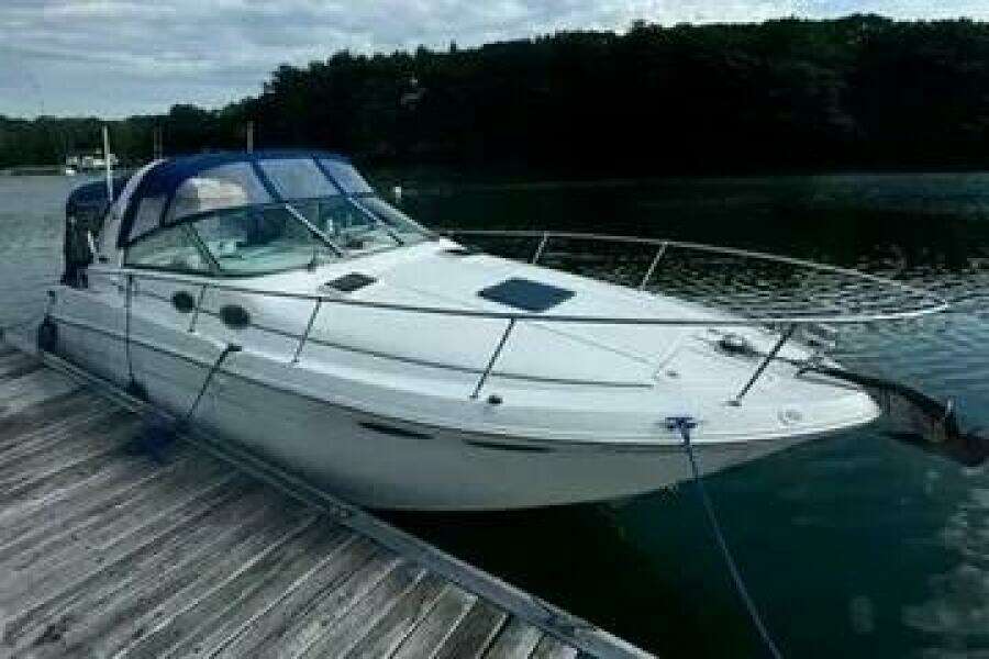 29ft Sea Ray Yacht For Sale