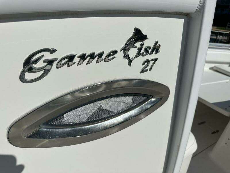 27ft Sea Hunt Yacht For Sale