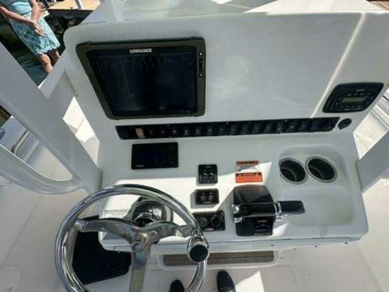 27ft Sea Hunt Yacht For Sale