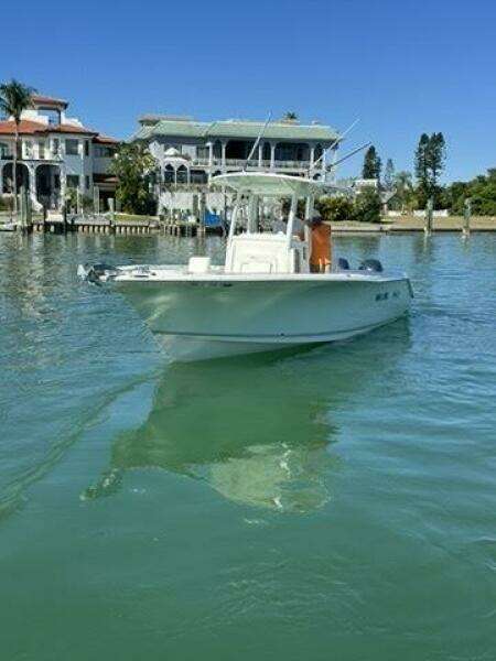 27ft Sea Hunt Yacht For Sale