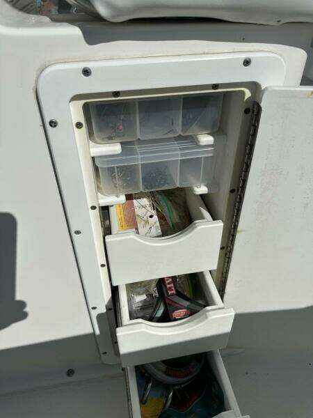 27ft Sea Hunt Yacht For Sale