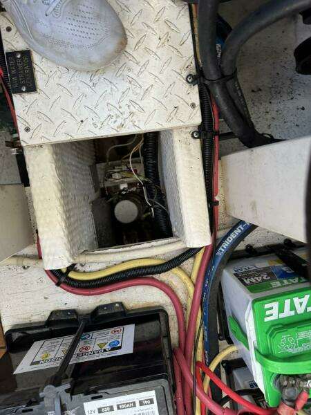 37ft Cruisers Yacht For Sale