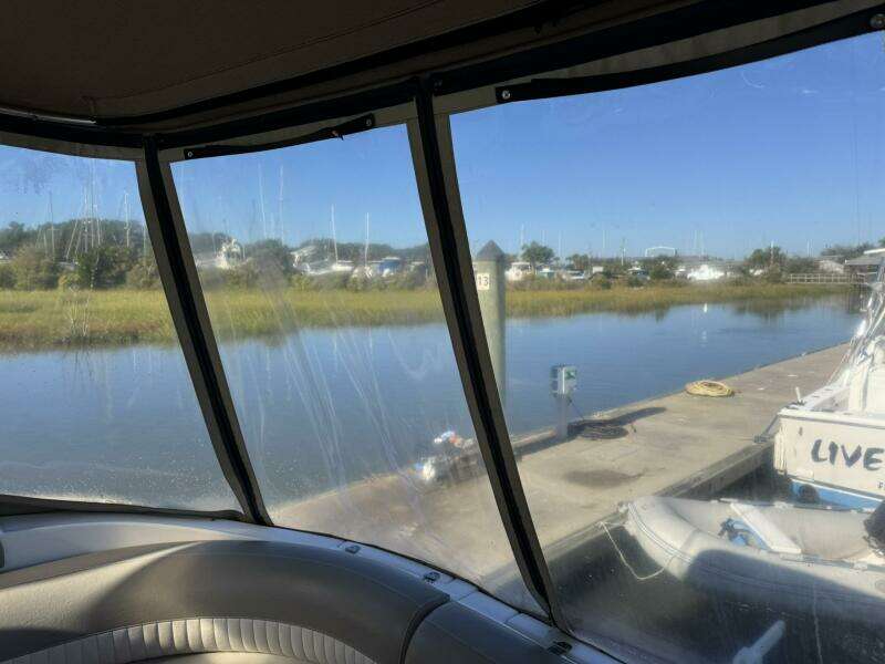37ft Cruisers Yacht For Sale