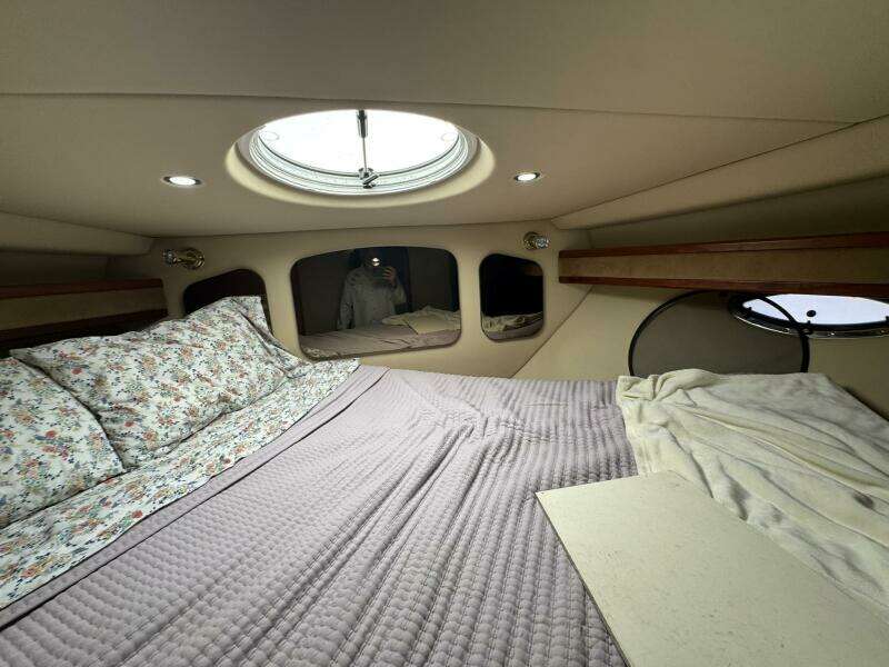 37ft Cruisers Yacht For Sale