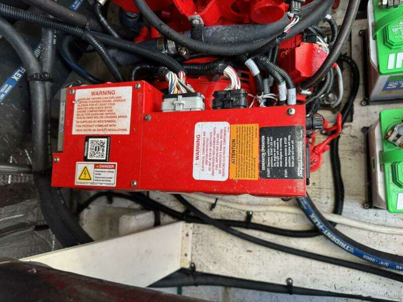 37ft Cruisers Yacht For Sale