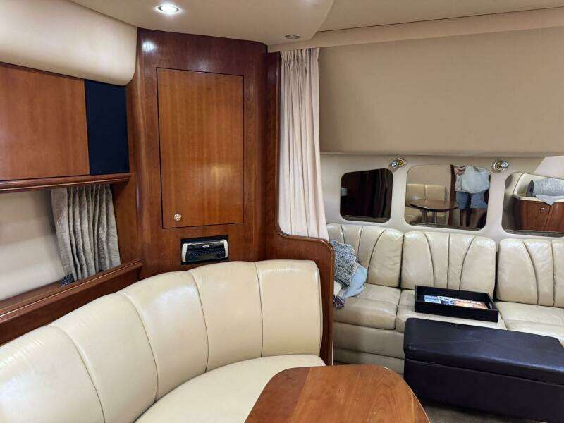 37ft Cruisers Yacht For Sale