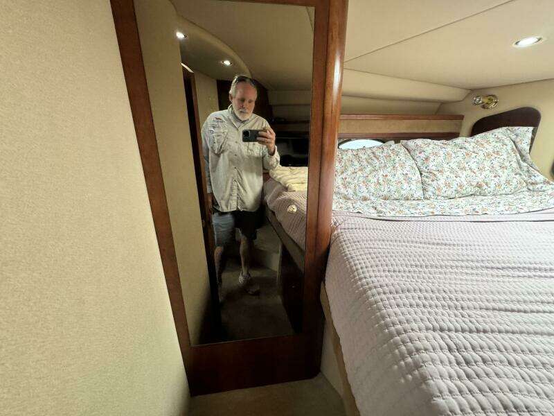 37ft Cruisers Yacht For Sale