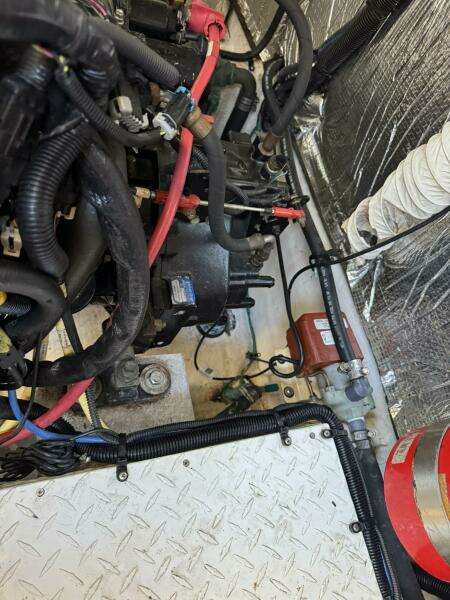 37ft Cruisers Yacht For Sale