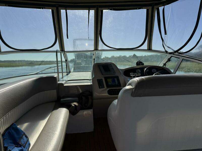 37ft Cruisers Yacht For Sale