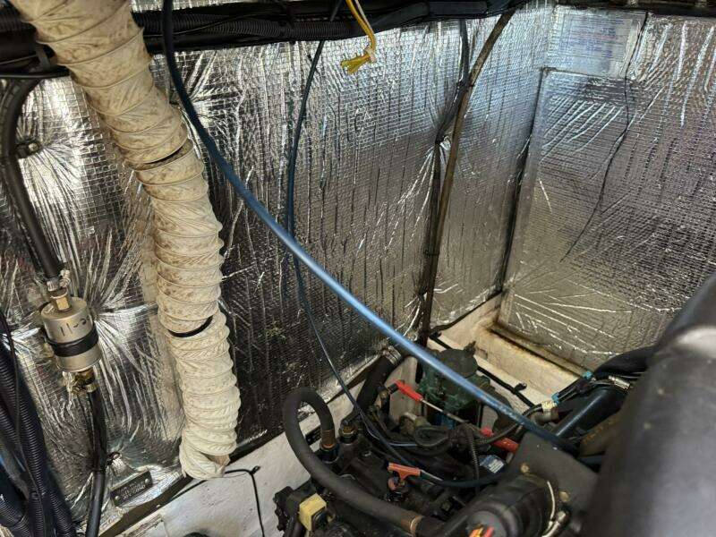 37ft Cruisers Yacht For Sale