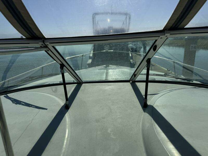 37ft Cruisers Yacht For Sale