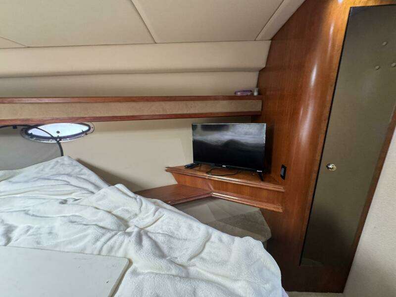 37ft Cruisers Yacht For Sale
