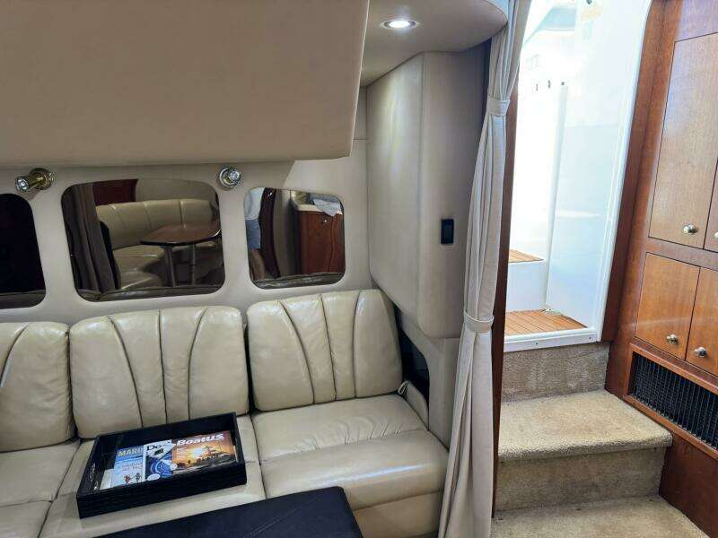 37ft Cruisers Yacht For Sale