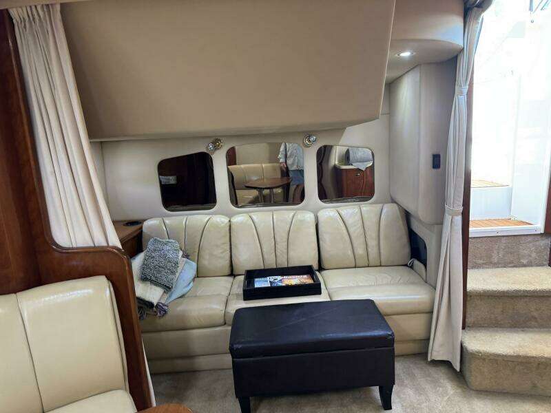 37ft Cruisers Yacht For Sale