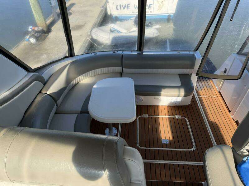 37ft Cruisers Yacht For Sale