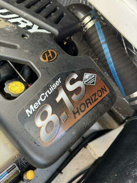 37ft Cruisers Yacht For Sale