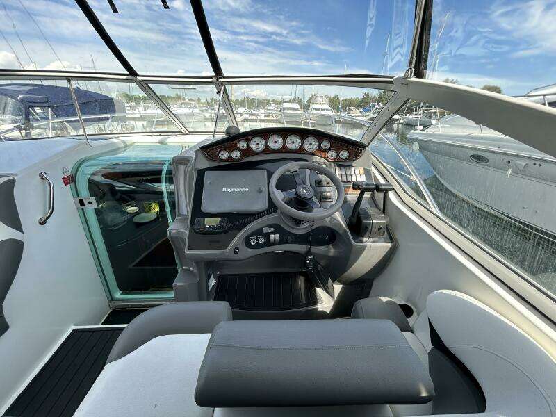 31ft Doral Yacht For Sale