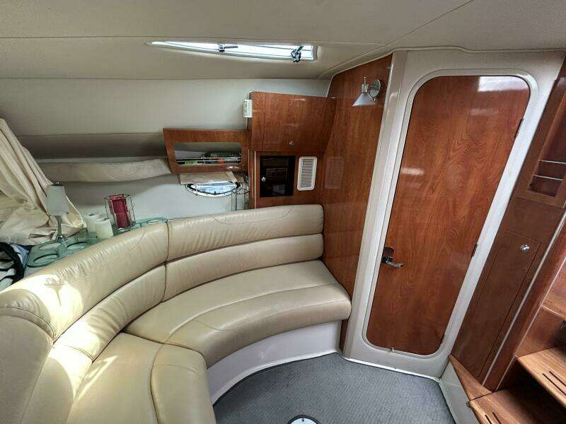 31ft Doral Yacht For Sale
