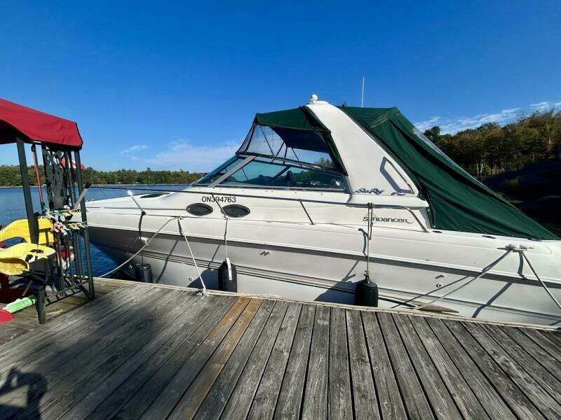 31ft Sea Ray Yacht For Sale