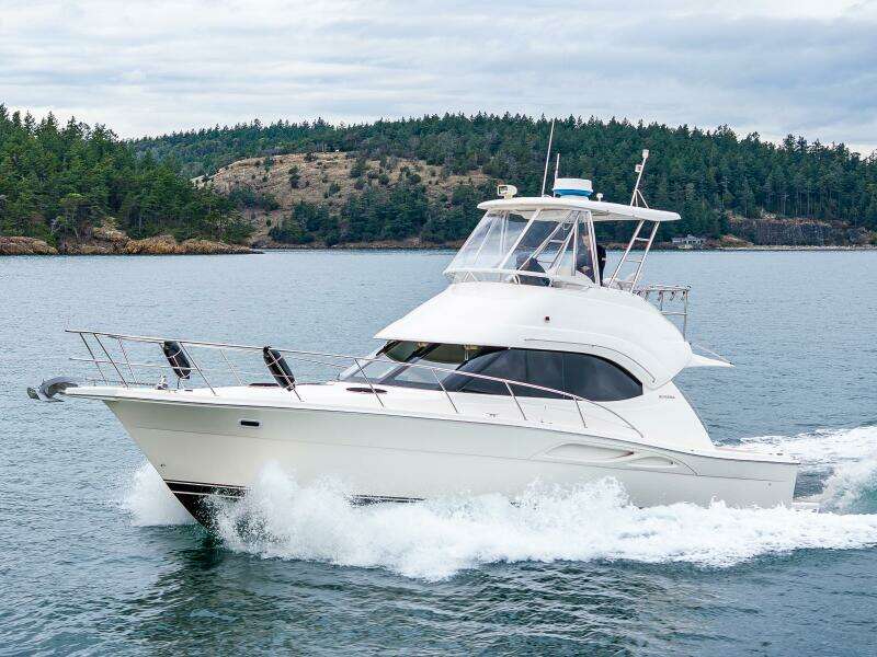 37ft Riviera Yacht For Sale