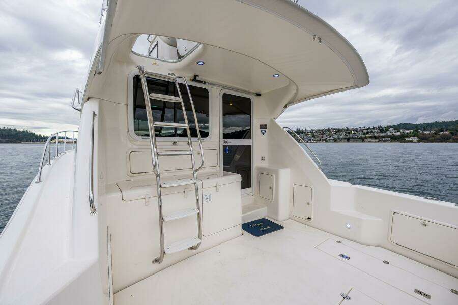 37ft Riviera Yacht For Sale