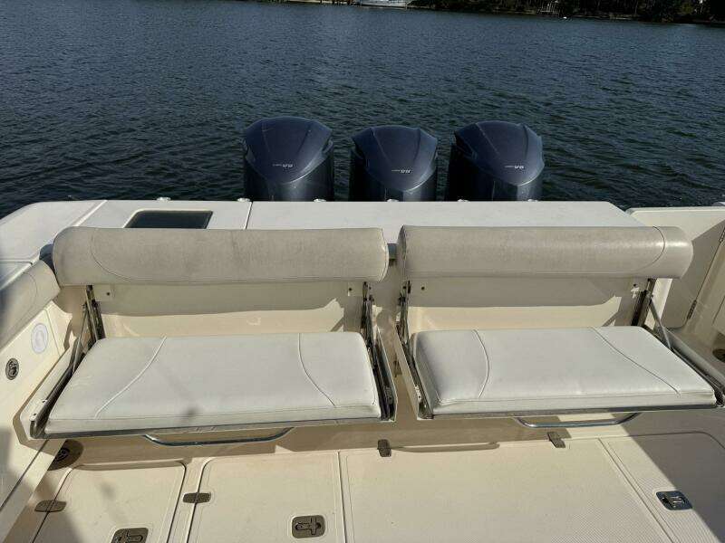 Pescador 37ft Pursuit Yacht For Sale