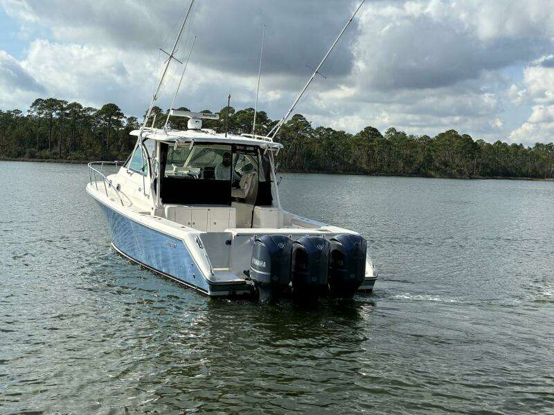 Pescador 37ft Pursuit Yacht For Sale