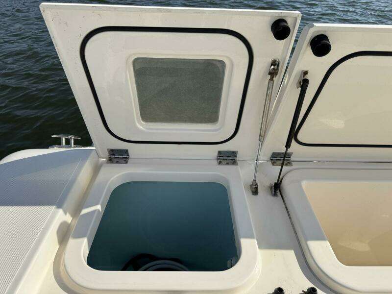 Pescador 37ft Pursuit Yacht For Sale