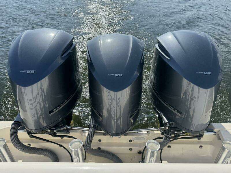 Pescador 37ft Pursuit Yacht For Sale