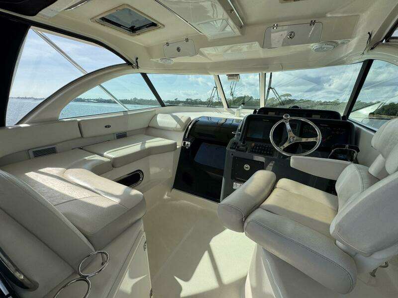 Pescador 37ft Pursuit Yacht For Sale